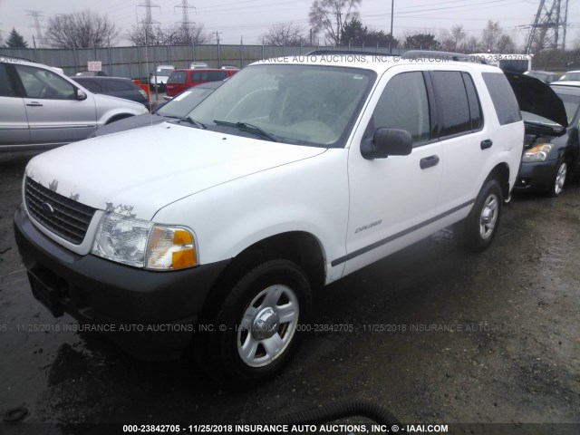 1FMZU72K24ZA47594 - 2004 FORD EXPLORER XLS/XLS SPORT WHITE photo 2