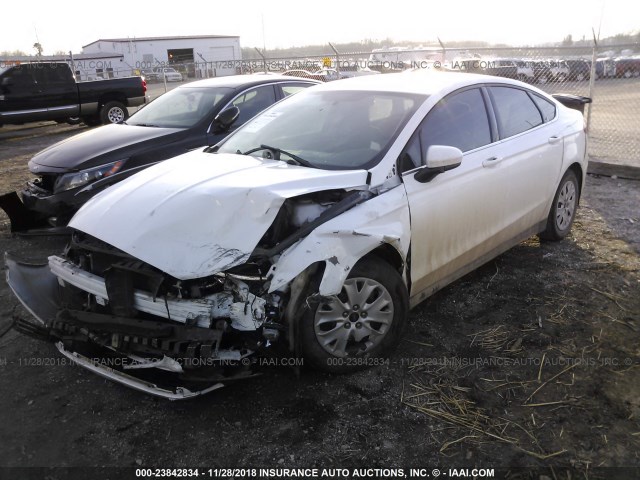 1FA6P0G78E5373067 - 2014 FORD FUSION S WHITE photo 2