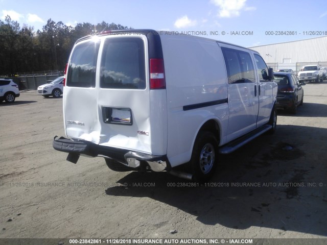 1GTW7AFG7J1911566 - 2018 GMC SAVANA G2500 WHITE photo 4