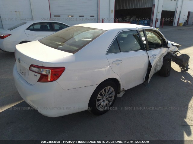 4T1BF1FK5DU267201 - 2013 TOYOTA CAMRY L/SE/LE/XLE WHITE photo 4