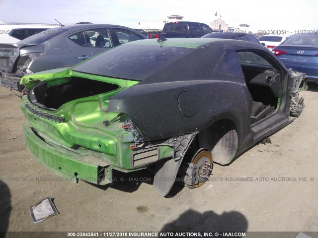 2G1FE1ED3B9170013 - 2011 CHEVROLET CAMARO LS GREEN photo 4