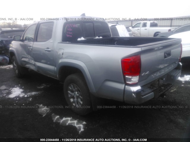 3TMCZ5AN1GM029864 - 2016 TOYOTA TACOMA DBL CAB/SR/SR5/TRD SPT/OR GRAY photo 3