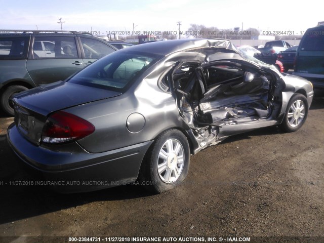 1FAFP56265A233917 - 2005 FORD TAURUS SEL GRAY photo 4