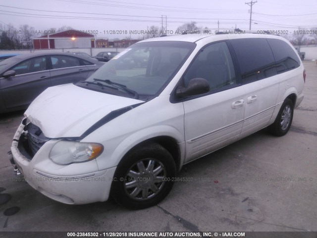 2C8GP64L55R203060 - 2005 CHRYSLER TOWN & COUNTRY LIMITED WHITE photo 2
