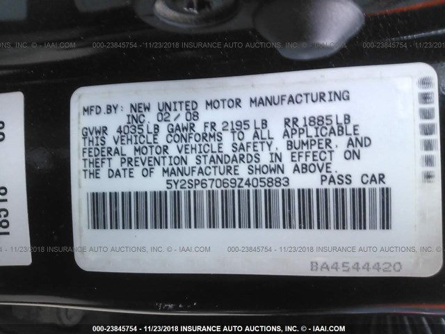 5Y2SP67069Z405883 - 2009 PONTIAC VIBE BLACK photo 9