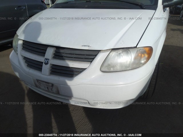 1D4GP24R45B379243 - 2005 DODGE GRAND CARAVAN SE WHITE photo 6