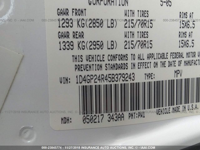 1D4GP24R45B379243 - 2005 DODGE GRAND CARAVAN SE WHITE photo 9