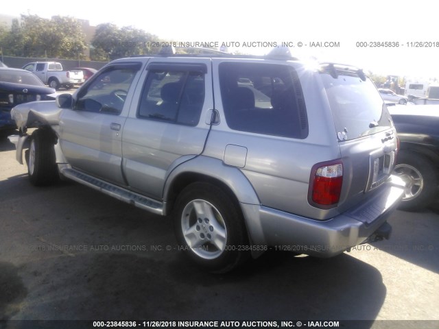 JNRDR07X51W101267 - 2001 INFINITI QX4 SILVER photo 3