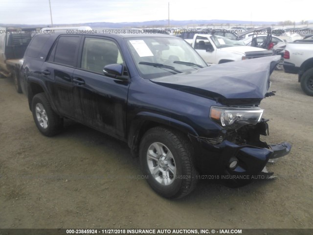 JTEBU5JR9J5572739 - 2018 TOYOTA 4RUNNER SR5 PREM/LTDL/TRAIL/TRD BLUE photo 1