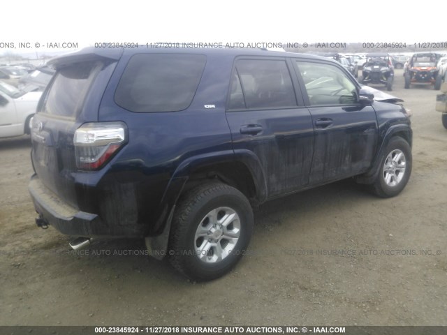 JTEBU5JR9J5572739 - 2018 TOYOTA 4RUNNER SR5 PREM/LTDL/TRAIL/TRD BLUE photo 4