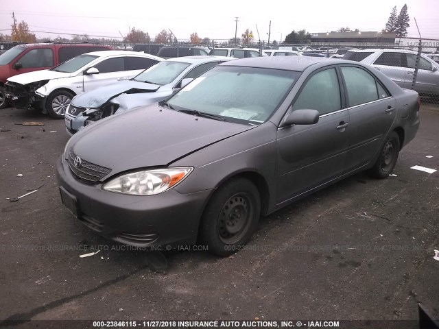 JTDBE32K130191541 - 2003 TOYOTA CAMRY LE/XLE 灰色 照片 2