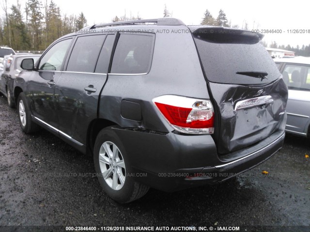 5TDBK3EH2CS122864 - 2012 TOYOTA HIGHLANDER SE GRAY photo 3