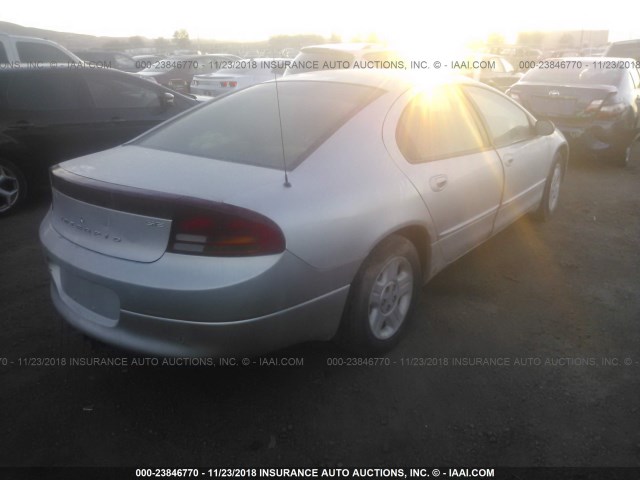 2B3HD46R24H661388 - 2004 DODGE INTREPID SE SILVER photo 4