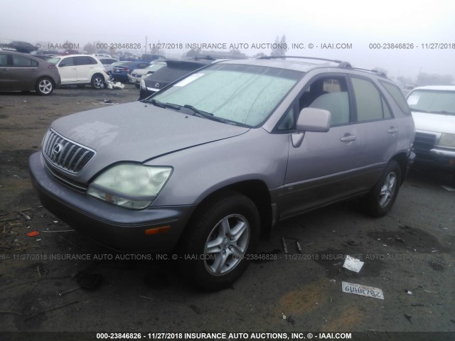 JTJHF10U910188882 - 2001 LEXUS RX 300 GRAY photo 2