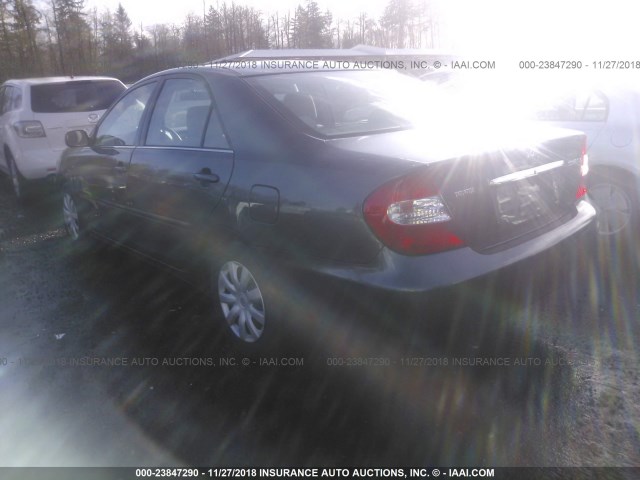 4T1BE32K54U276680 - 2004 TOYOTA CAMRY LE/XLE/SE GREEN photo 3