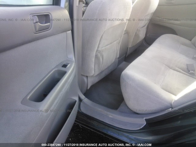 4T1BE32K54U276680 - 2004 TOYOTA CAMRY LE/XLE/SE GREEN photo 8