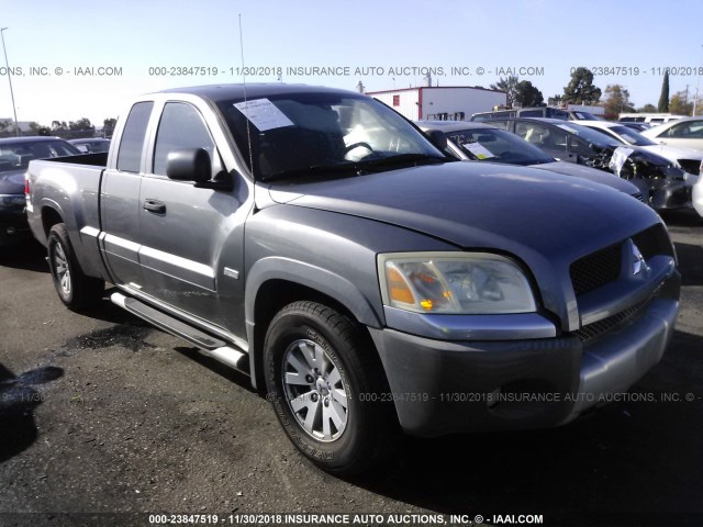 1Z7HC32K36S542639 - 2006 MITSUBISHI RAIDER DUROCROSS GRAY photo 1