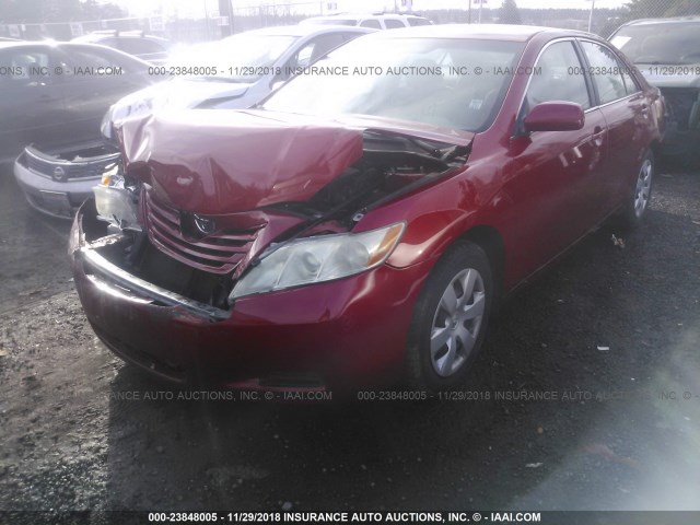 4T1BE46K27U073072 - 2007 TOYOTA CAMRY NEW GENERAT CE/LE/XLE/SE RED photo 2