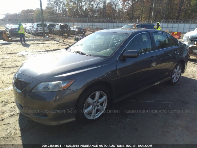 4T1BE46KX7U102091 - 2007 TOYOTA CAMRY NEW GENERAT CE/LE/XLE/SE GRAY photo 2