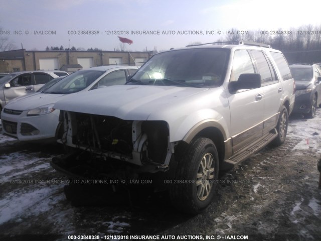 1FMJU1J56BEF06149 - 2011 FORD EXPEDITION XLT/KING RANCH WHITE photo 2