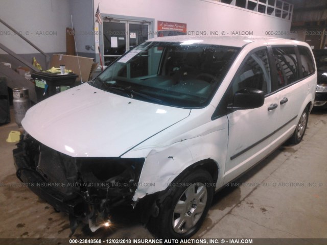 1D8HN44H08B183686 - 2008 DODGE GRAND CARAVAN SE WHITE photo 2