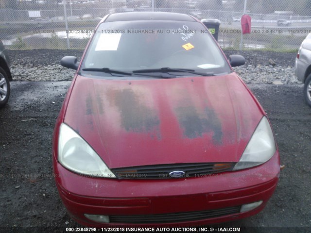 3FAFP31Z13R186789 - 2003 FORD FOCUS ZX3 RED photo 6