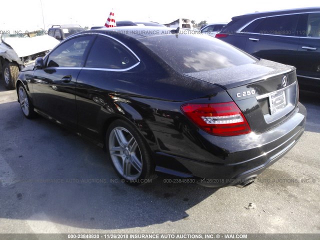 WDDGJ4HB9FG420452 - 2015 MERCEDES-BENZ C 250 BLACK photo 3