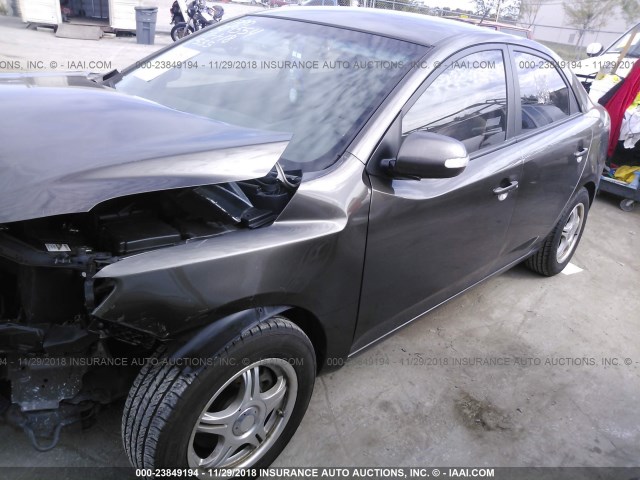 KNAFU4A20A5861556 - 2010 KIA FORTE EX GRAY photo 2