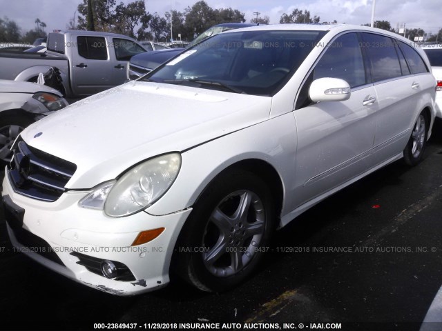 4JGCB65E09A095810 - 2009 MERCEDES-BENZ R 350 4MATIC WHITE photo 2