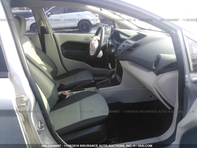 3FADP4AJ1DM200017 - 2013 FORD FIESTA S SILVER photo 5