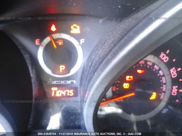 JTKJF5C73B3003185 - 2011 TOYOTA SCION TC თეთრი ფოტო 7