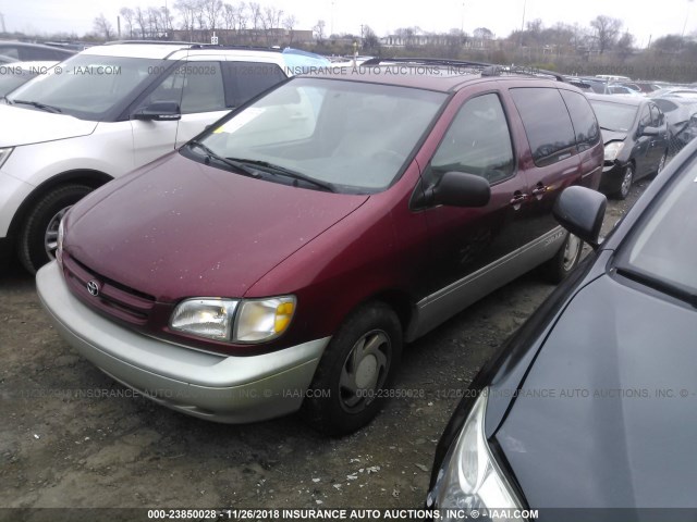 4T3ZF13C8XU112813 - 1999 TOYOTA SIENNA LE/XLE RED photo 2