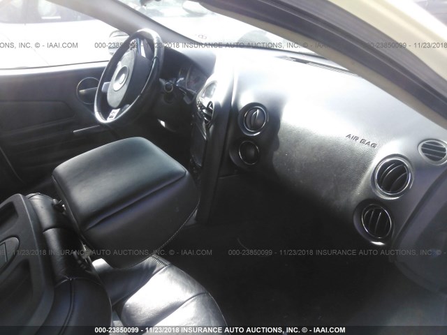 2G2WP552561182003 - 2006 PONTIAC GRAND PRIX WHITE photo 5