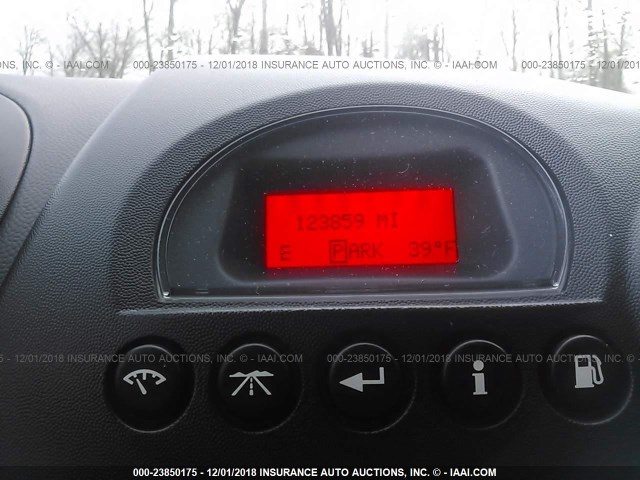 2G2WP552471214120 - 2007 PONTIAC GRAND PRIX GOLD photo 7