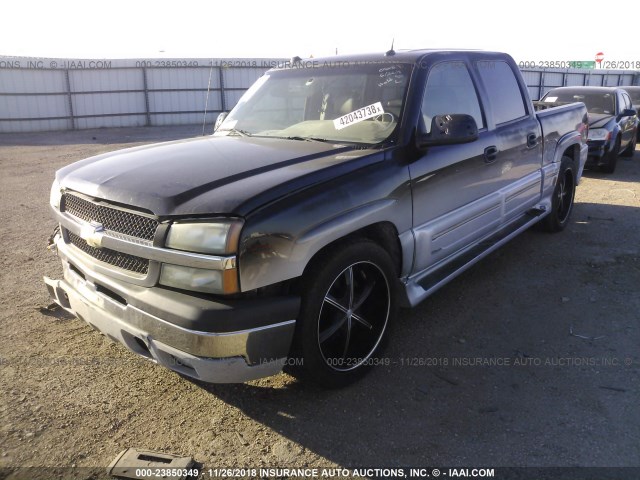 2GCEC13T351235139 - 2005 CHEVROLET SILVERADO C1500 GRAY photo 2