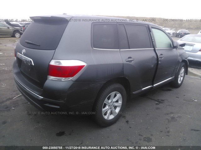 5TDZK3EHXCS087330 - 2012 TOYOTA HIGHLANDER SE GRAY photo 4