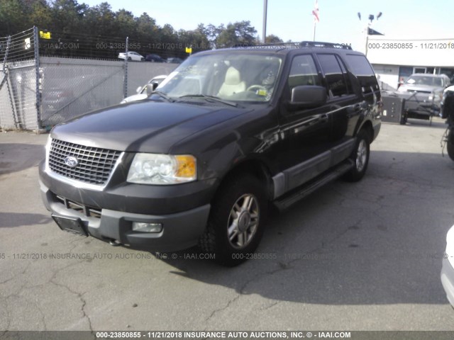 1FMFU16506LA95444 - 2006 FORD EXPEDITION XLT GRAY photo 2