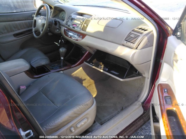 4T1BE32K74U322283 - 2004 TOYOTA CAMRY LE/XLE/SE MAROON photo 5