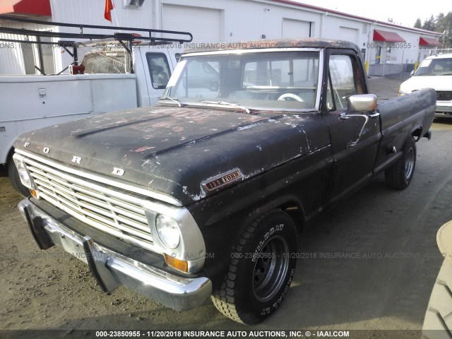 F10YPA42192 - 1967 FORD F100 BLACK photo 2