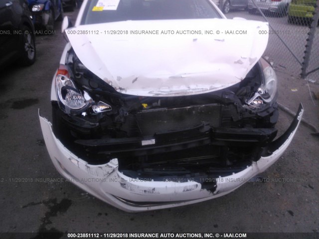 5NPDH4AE8DH433537 - 2013 HYUNDAI ELANTRA GLS/LIMITED WHITE photo 6