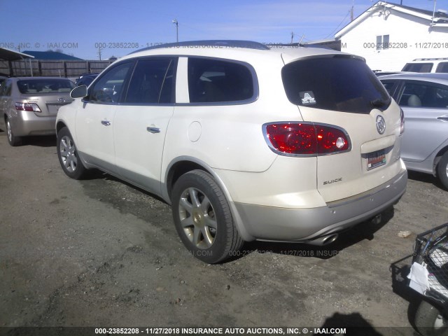 5GAER23718J106948 - 2008 BUICK ENCLAVE CXL WHITE photo 3