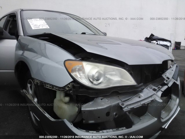 JF1GD616X7H506672 - 2007 SUBARU IMPREZA 2.5I GRAY photo 6