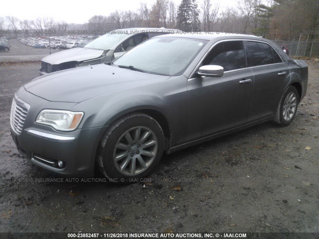 2C3CCACG1CH165983 - 2012 CHRYSLER 300 LIMITED SILVER photo 2