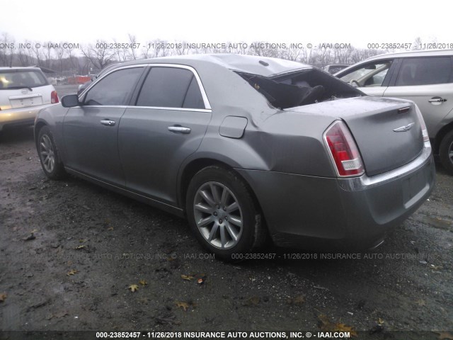 2C3CCACG1CH165983 - 2012 CHRYSLER 300 LIMITED SILVER photo 3