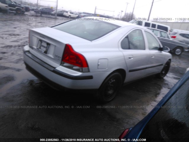 YV1RS53D332237436 - 2003 VOLVO S60 T5 SILVER photo 4