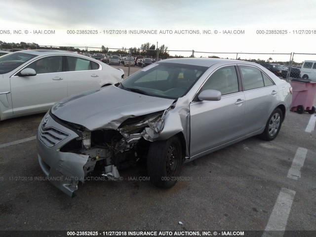 4T1BF3EK3AU533775 - 2010 TOYOTA CAMRY SE/LE/XLE 银色 照片 2