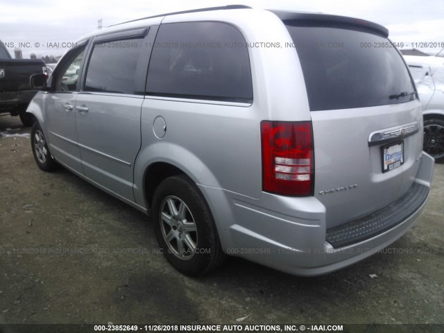 2A4RR5D14AR212561 - 2010 CHRYSLER TOWN & COUNTRY TOURING SILVER photo 3