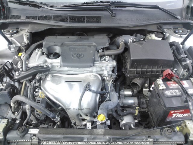 4T1BF1FK2FU947558 - 2015 TOYOTA CAMRY LE/XLE/SE/XSE SILVER photo 10