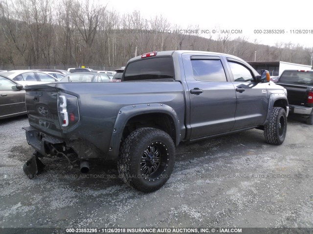 5TFAY5F15GX537460 - 2016 TOYOTA TUNDRA CREWMAX 1794/PLATINUM 灰色 照片 4