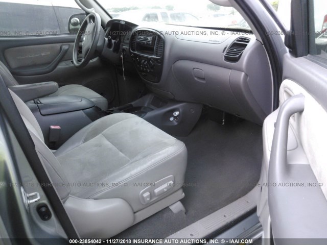 5TDZT34A63S137836 - 2003 TOYOTA SEQUOIA SILVER photo 5